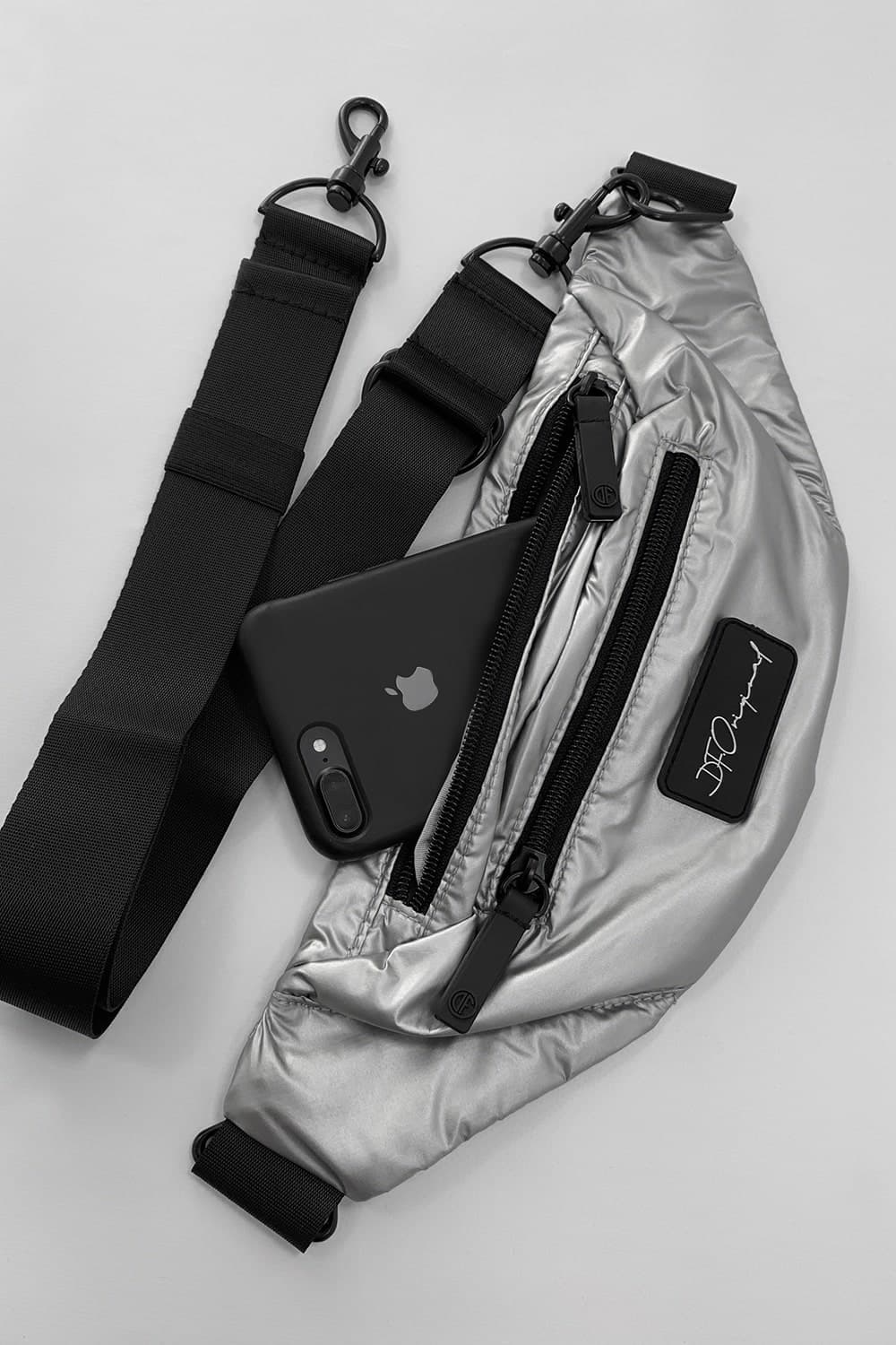 Поясная сумка glossy silver